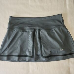 Nike Dri-FIT Women's Athletic Skort Size M, Green
